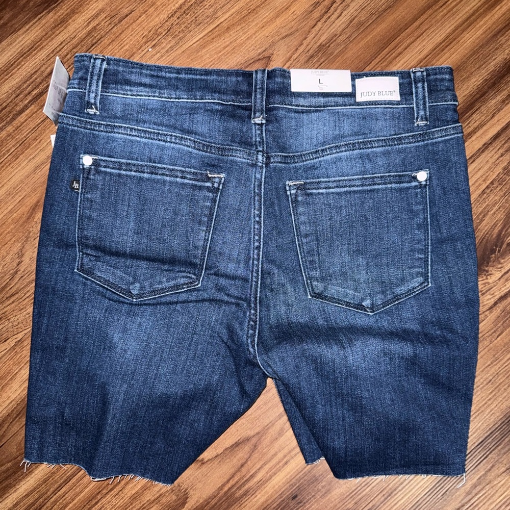 Judy Blue Blue Denim Cutoff Shorts - Picture 4 of 4